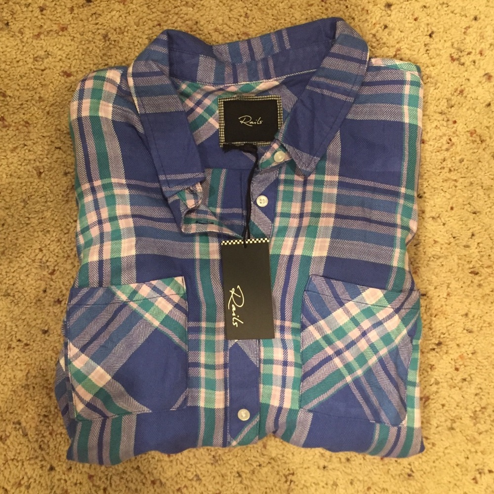Rails flannel BNWT sz Large.